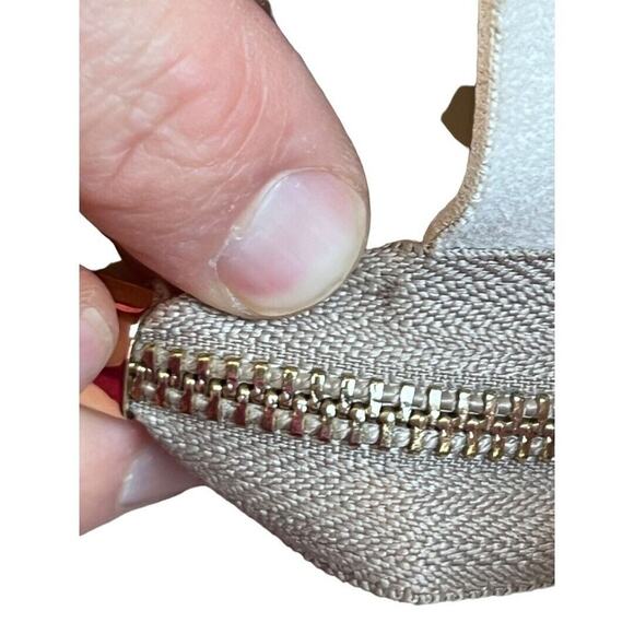 Laura Ashley Matte Gold Shoulder Bag Purse Wooden Handle Adjustable - Picture 15 of 16